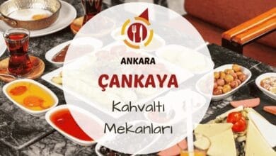 Çankaya'da serpme kahvaltı tabağı ve soba başında çay bardakları