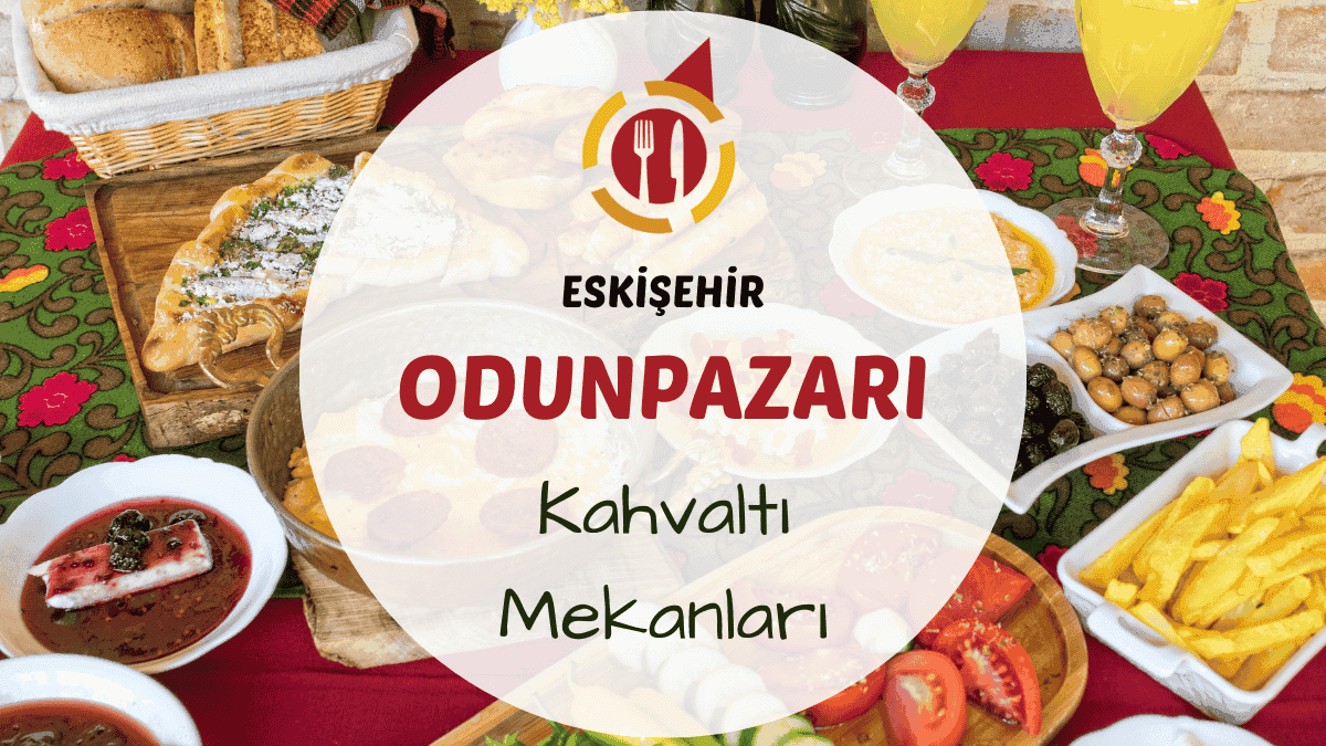Odunpazarı taş sokaklarında tarihi ahşap evler arasında bir kahvaltı sofrasının genel görünümü