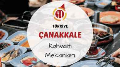 Çanakkale boğaz manzarasına karşı hazırlanmış serpme kahvaltı sofrası