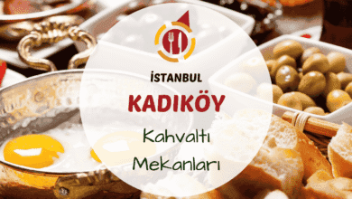 Kadıköy kahvaltı masasında serpme tabak ve çay bardakları